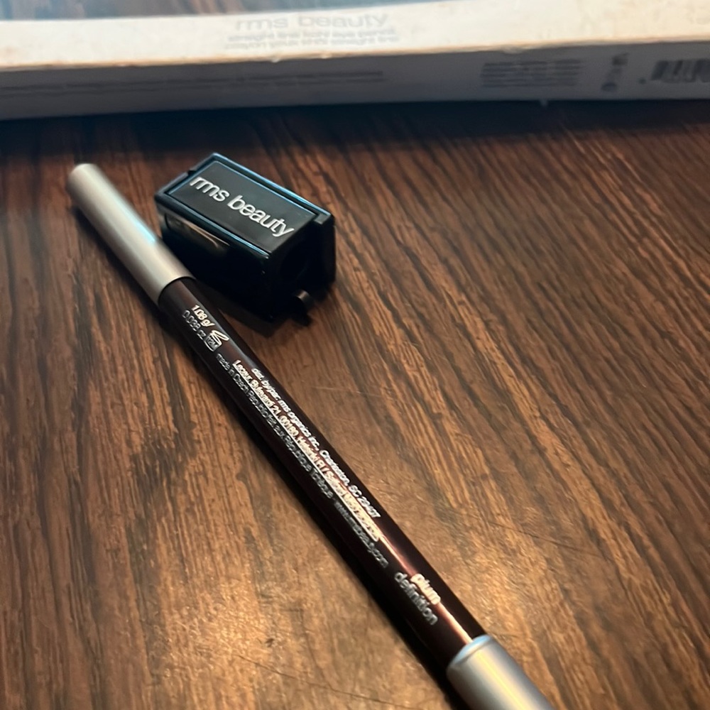 Ms Beauty straight line kohl eye pencil w sharpener